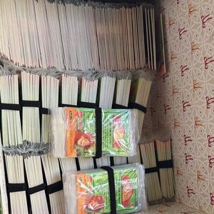 Carlton Cards Kids Collection - Colorful Assortment